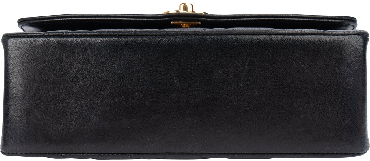 Chanel Chanel Quilted Lambskin 24K Gold Single Flap Lady Dior Crossbody Bag Zwart