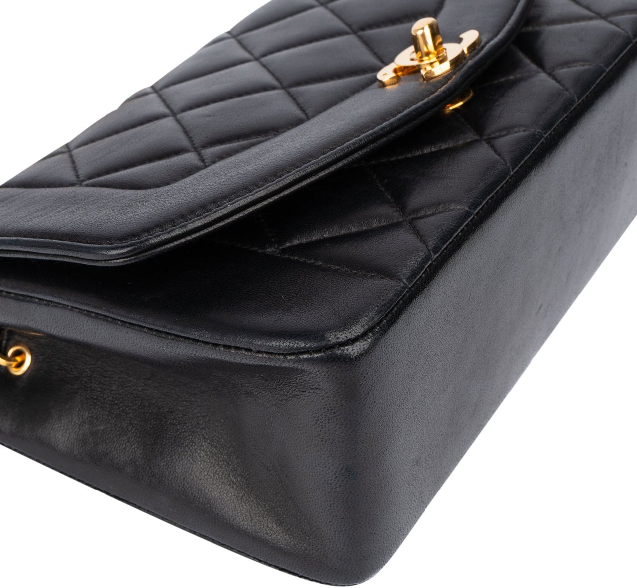 Chanel Chanel Quilted Lambskin 24K Gold Single Flap Lady Dior Crossbody Bag Zwart