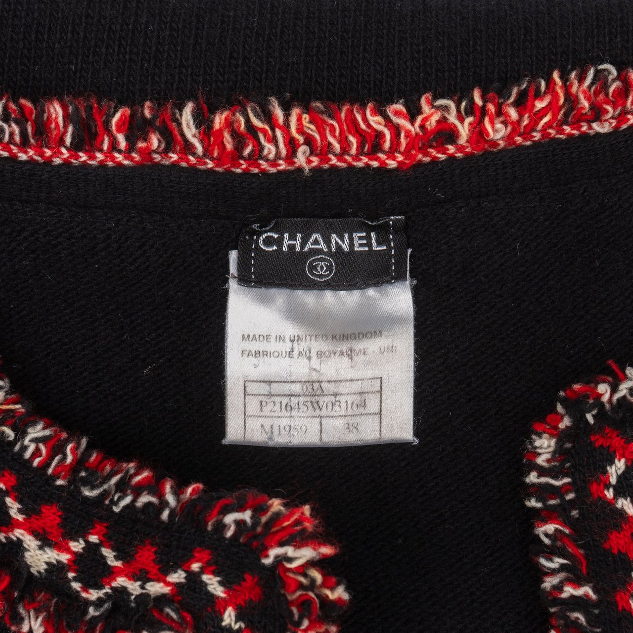 Chanel Chanel Cashmere Britain Tweed Jacket (DE 36 / FR 38) Zwart