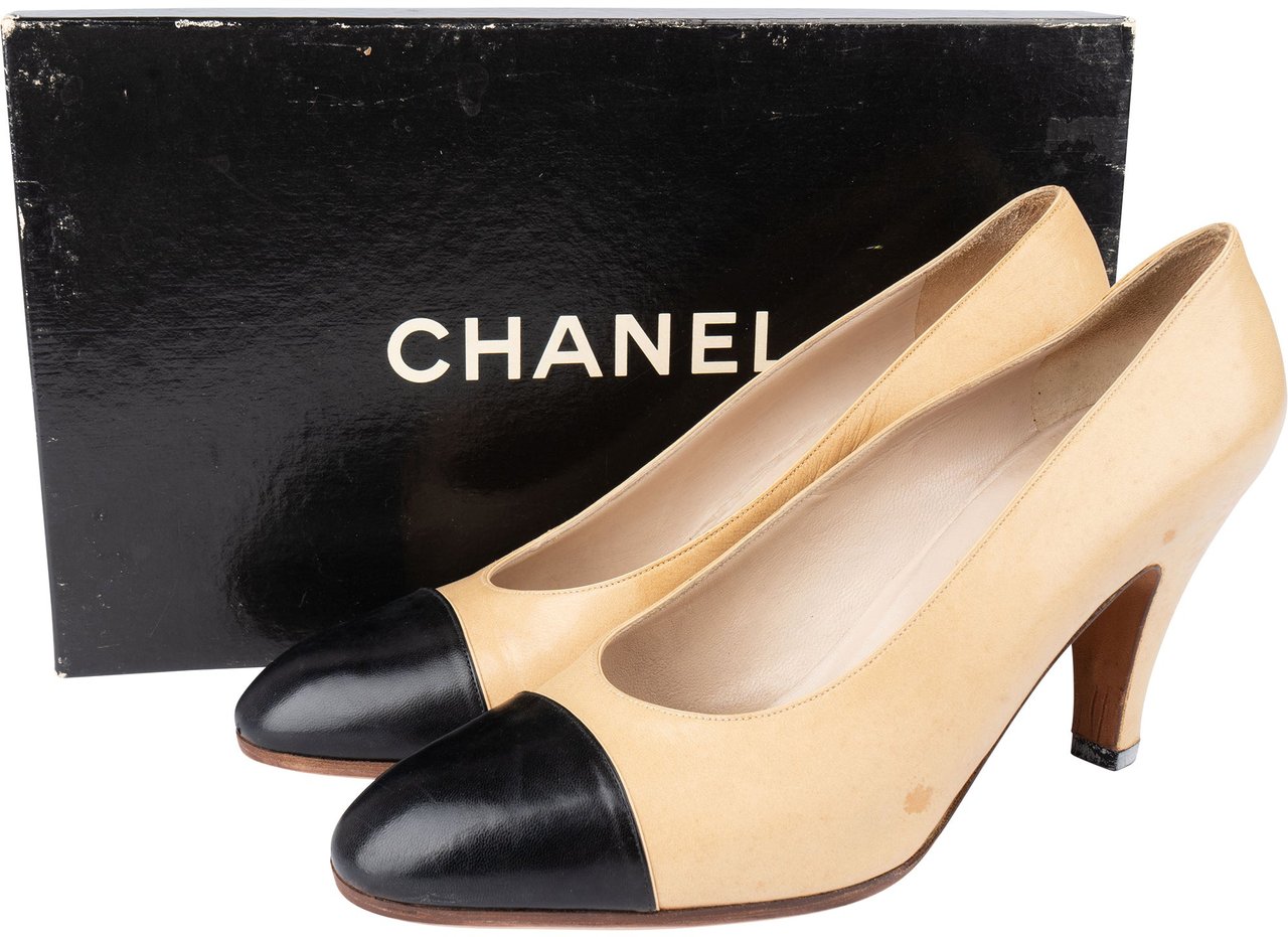 Chanel Chanel Bicolor Leather Heels (36 / 36,5) Beige