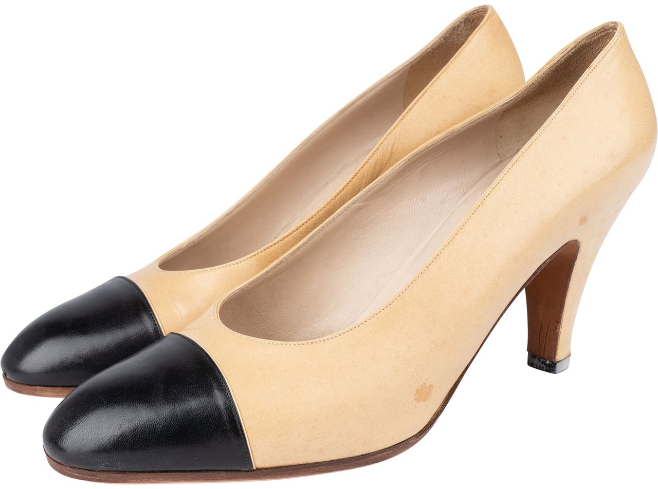Chanel Chanel Bicolor Leather Heels (36 / 36,5) Beige