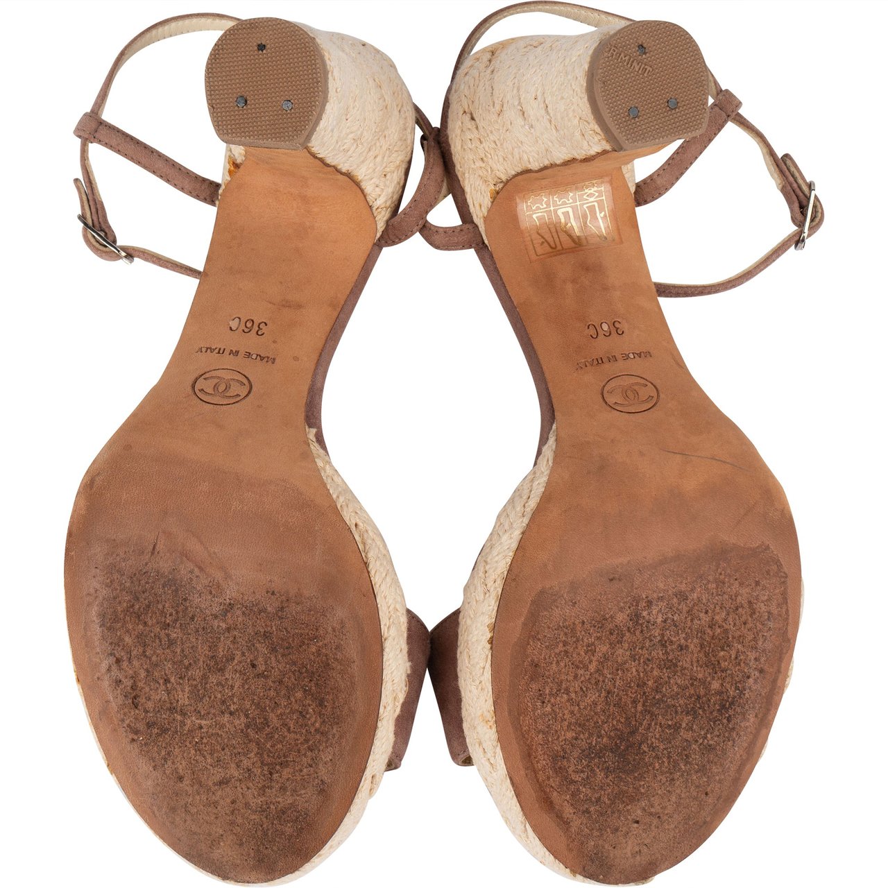 Chanel Suede CC Heels (36) Bruin