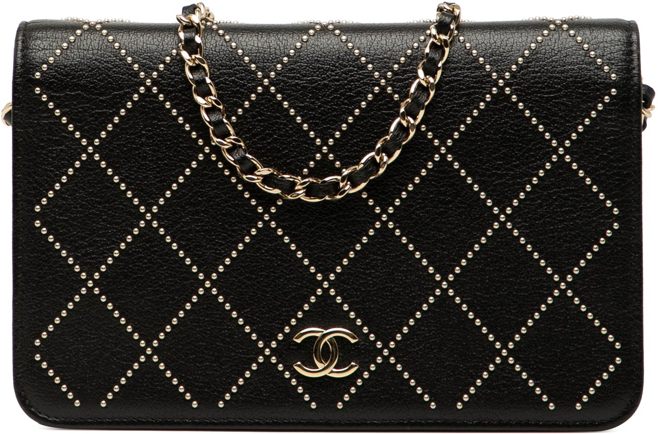 Chanel CC Studded Goatskin Wallet On Chain Zwart