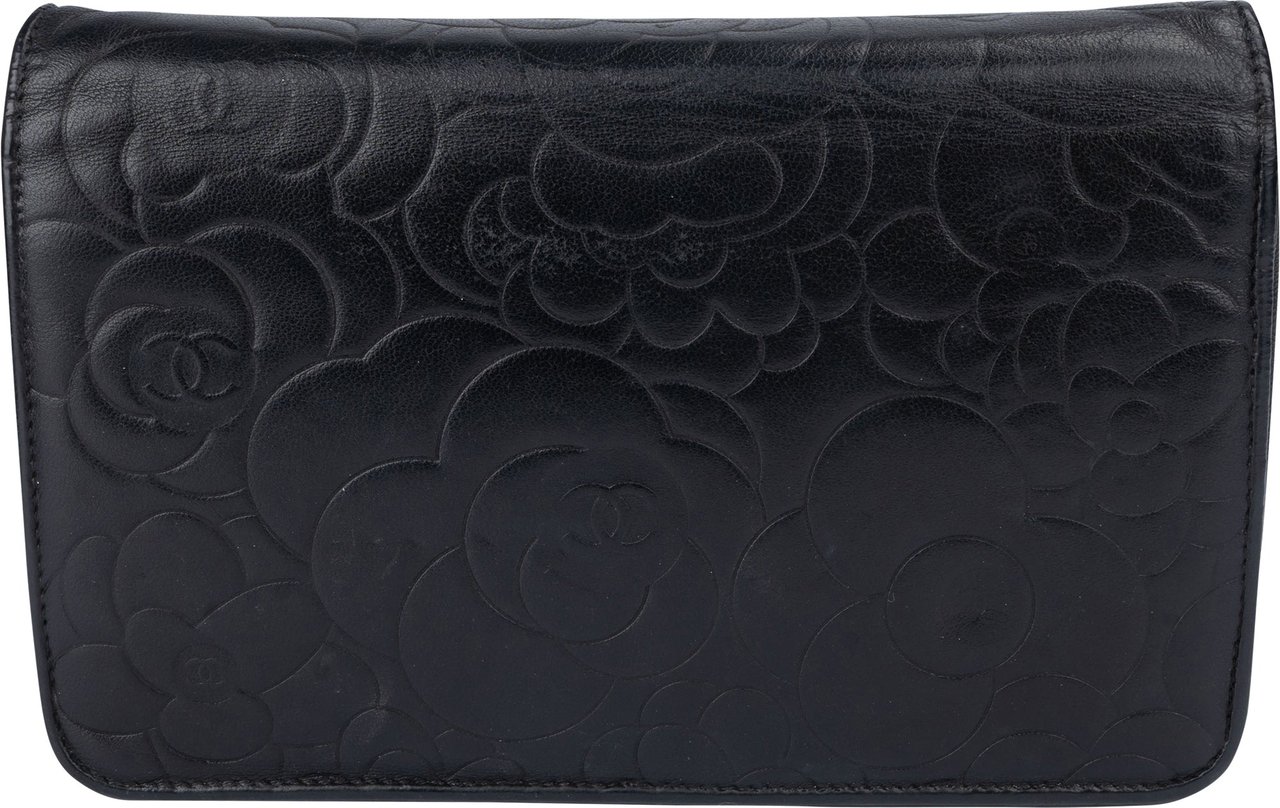 Chanel Chanel Lambskin Camellia Wallet On Chain Crossbody Bag Zwart