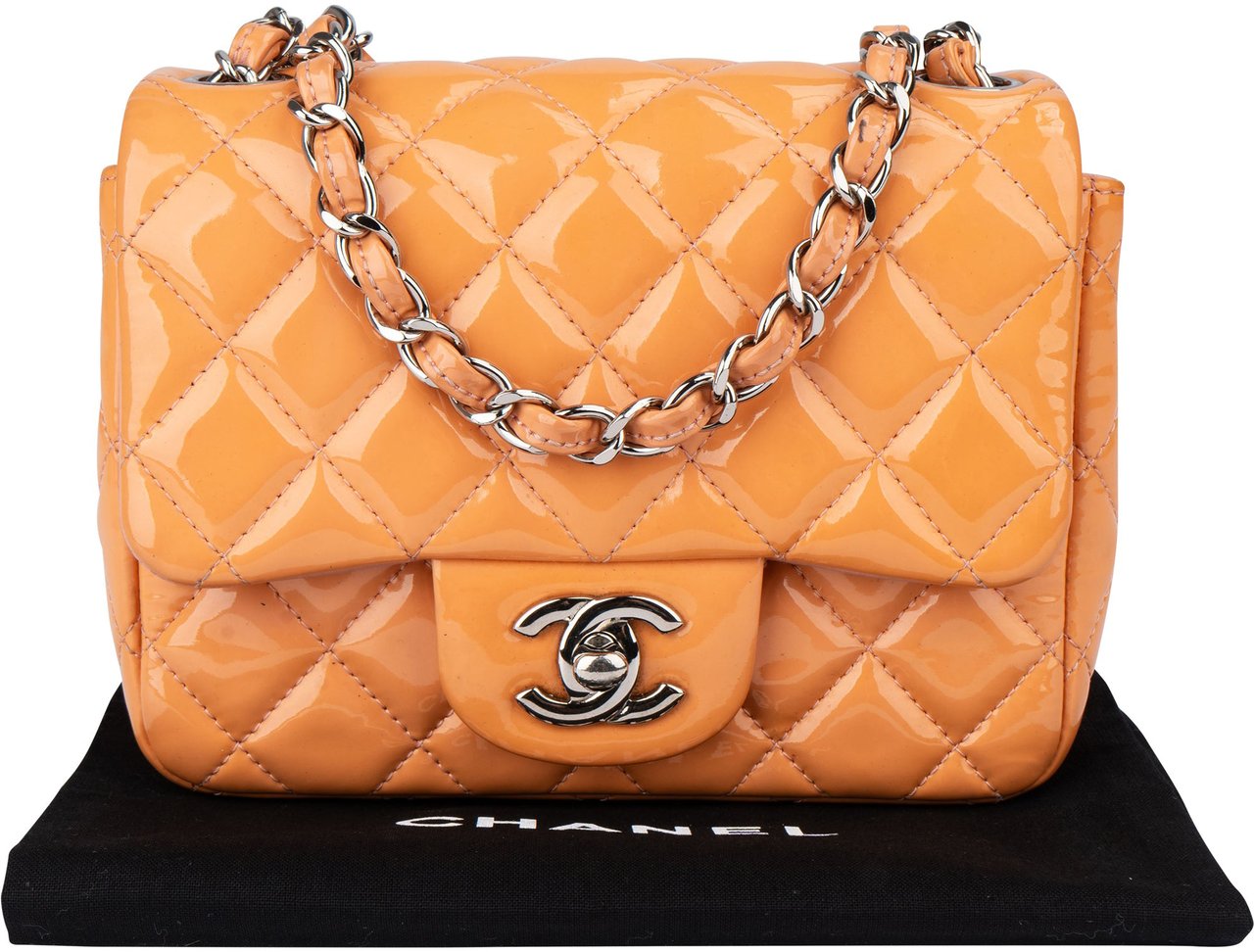 Chanel Chanel Quilted Patent Leather Single Flap Crossbody Bag Oranje