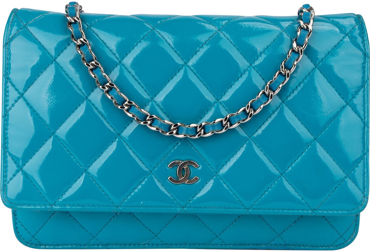 Chanel Chanel Quilted Patent Leather Wallet On Chain Crossbody Bag Blauw