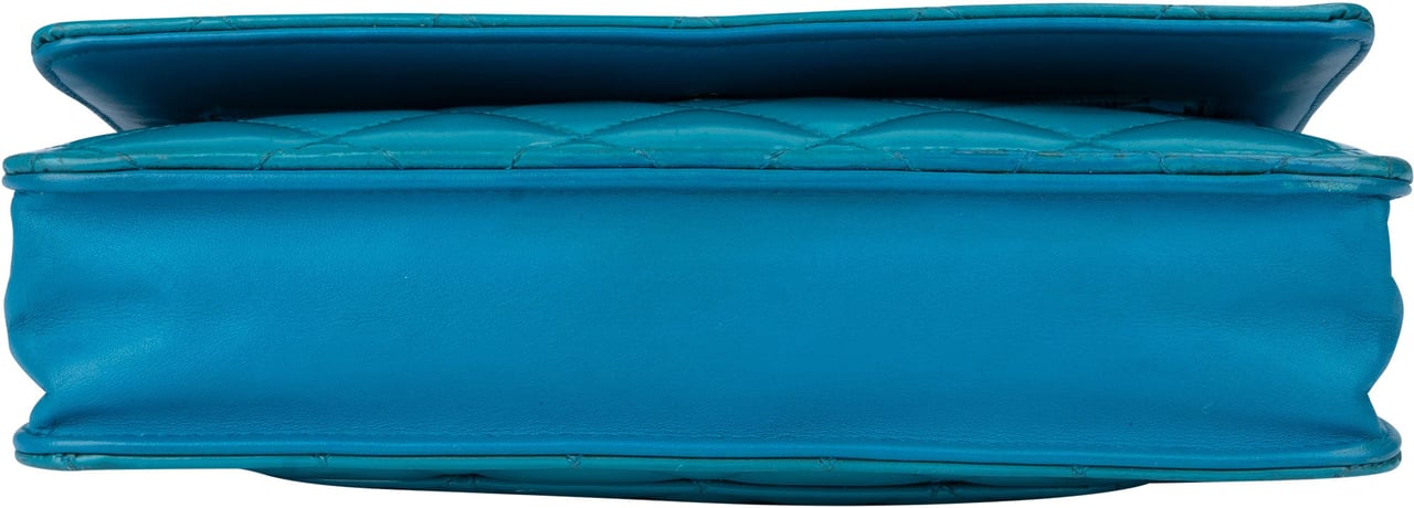 Chanel Chanel Quilted Patent Leather Wallet On Chain Crossbody Bag Blauw