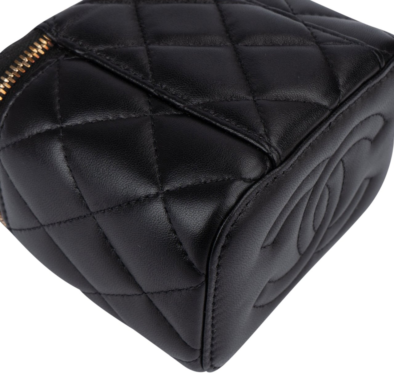 Chanel Quilted Lambskin Mini CC Charmy Vanity Handbag Zwart