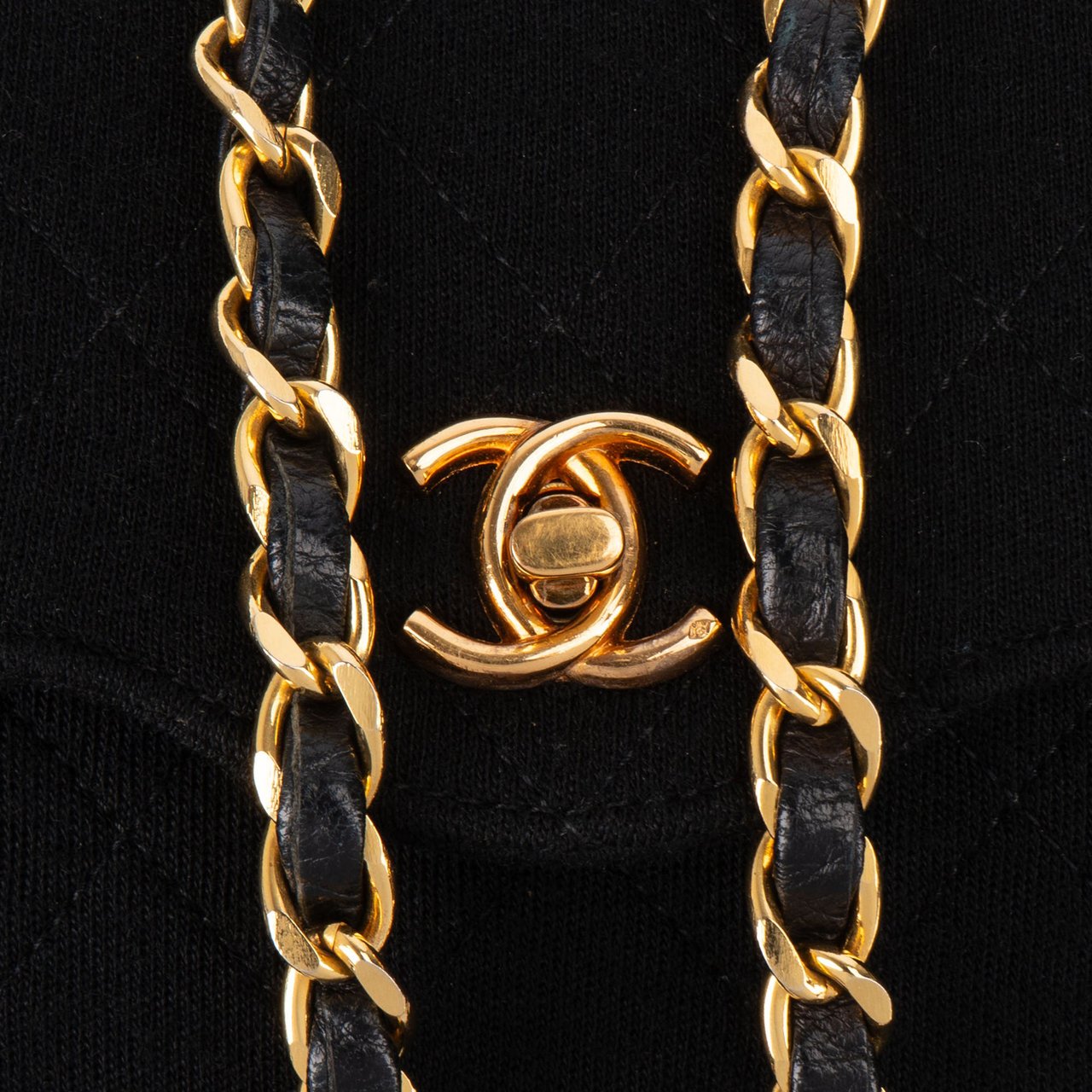 Chanel Chanel Quilted Cotton 24K Gold Single Flap Shoulder Bag Zwart