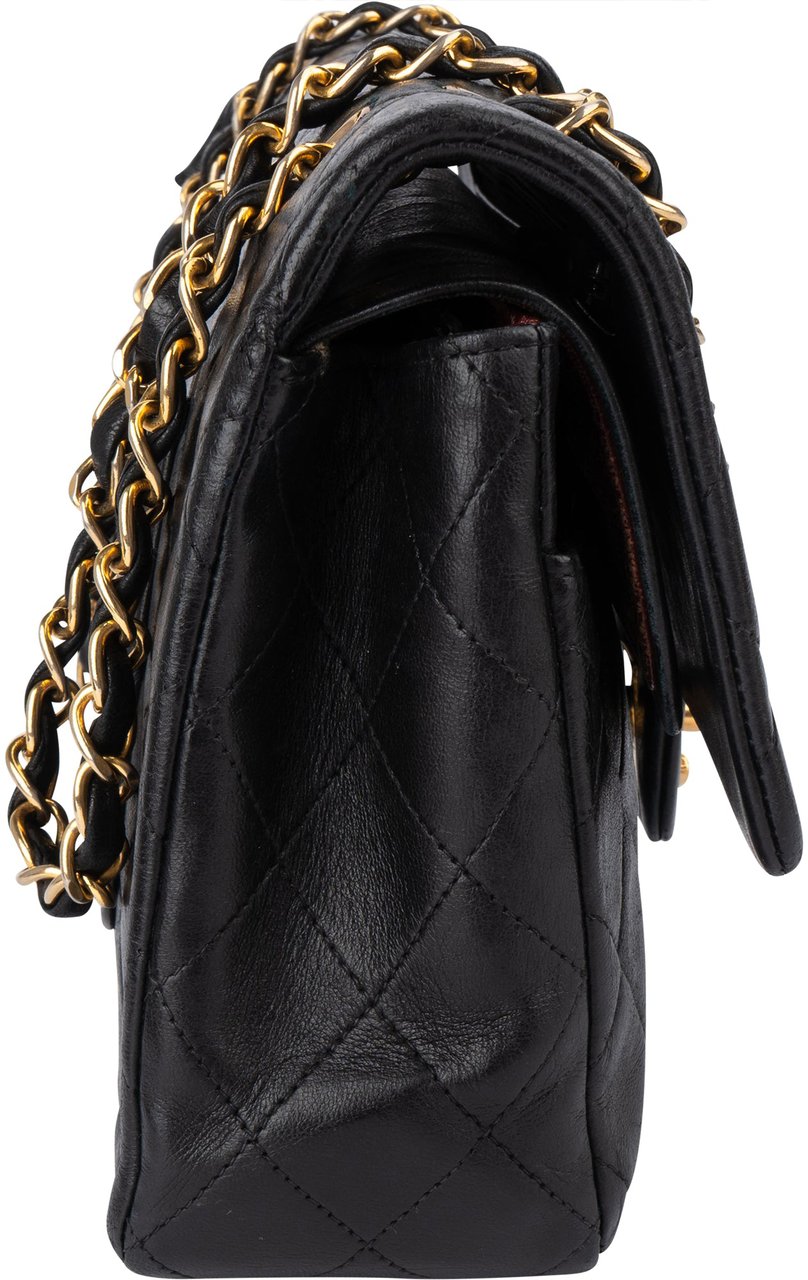 Chanel Chanel Quilted Lambskin 24k Gold Medium Double Flap Crossbody Bag Zwart