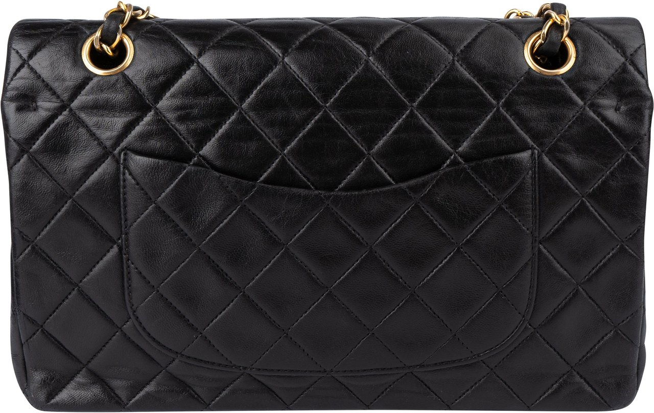 Chanel Chanel Quilted Lambskin 24k Gold Medium Double Flap Crossbody Bag Zwart
