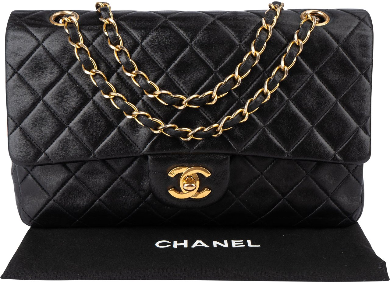 Chanel Chanel Quilted Lambskin 24k Gold Medium Double Flap Crossbody Bag Zwart