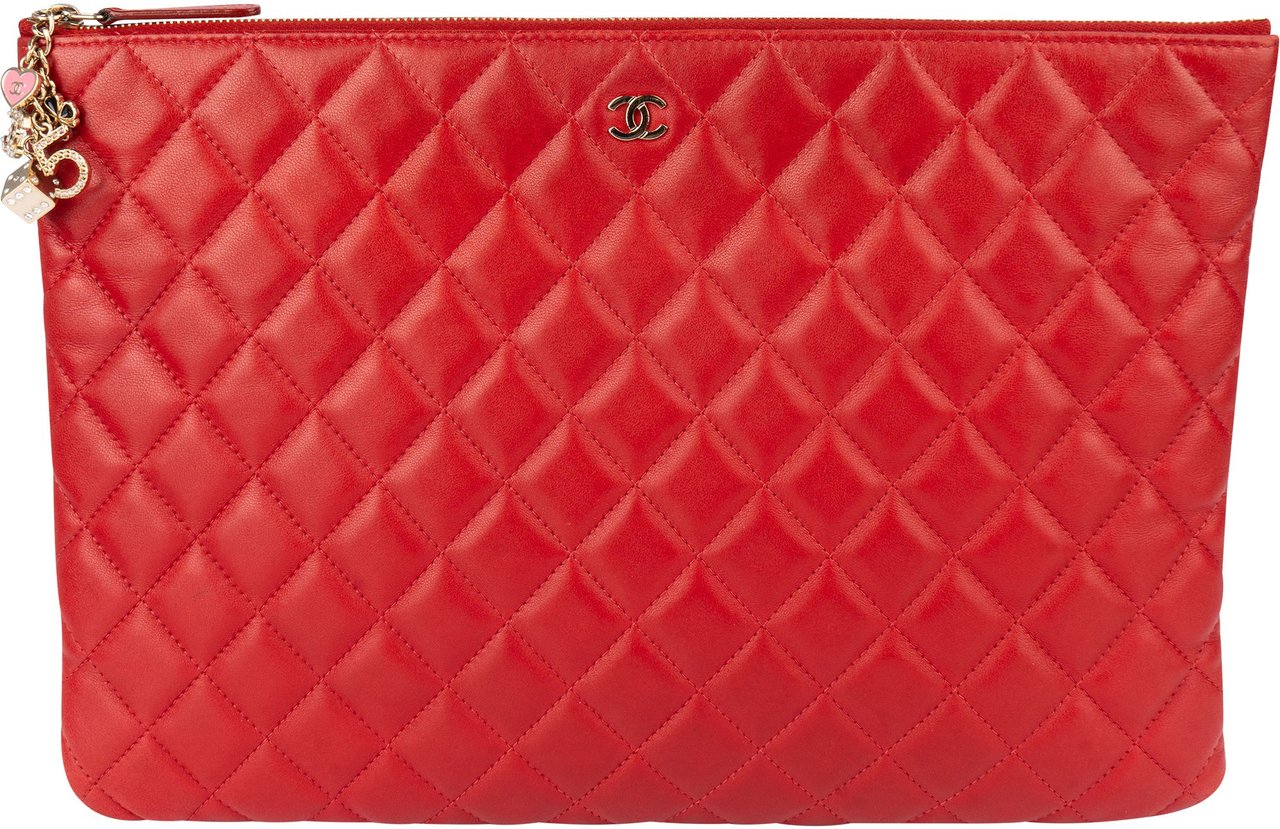 Chanel Chanel Quilted Lambskin CC Clutch Rood