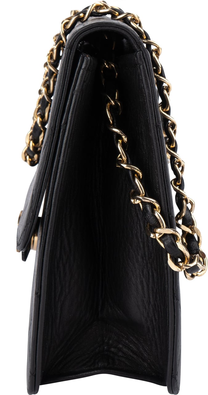 Chanel Chanel Quilted Lambskin Single Flap Shoulder Bag Zwart