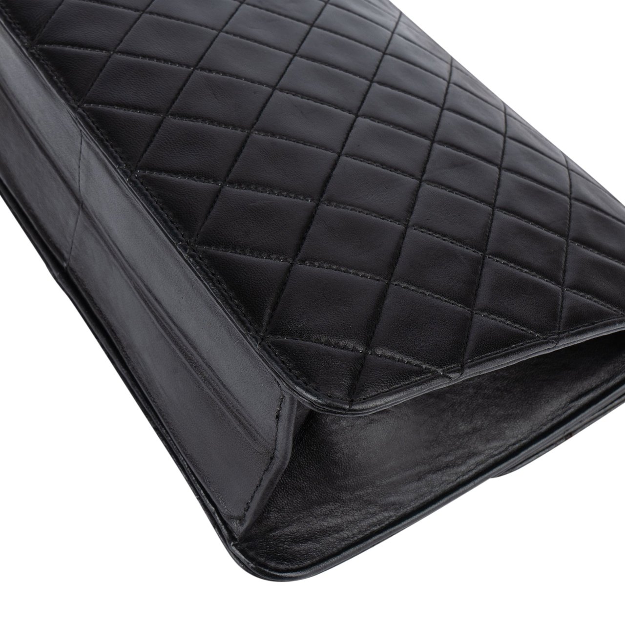 Chanel Chanel Quilted Lambskin CC Single Flap Shoulder Bag Zwart