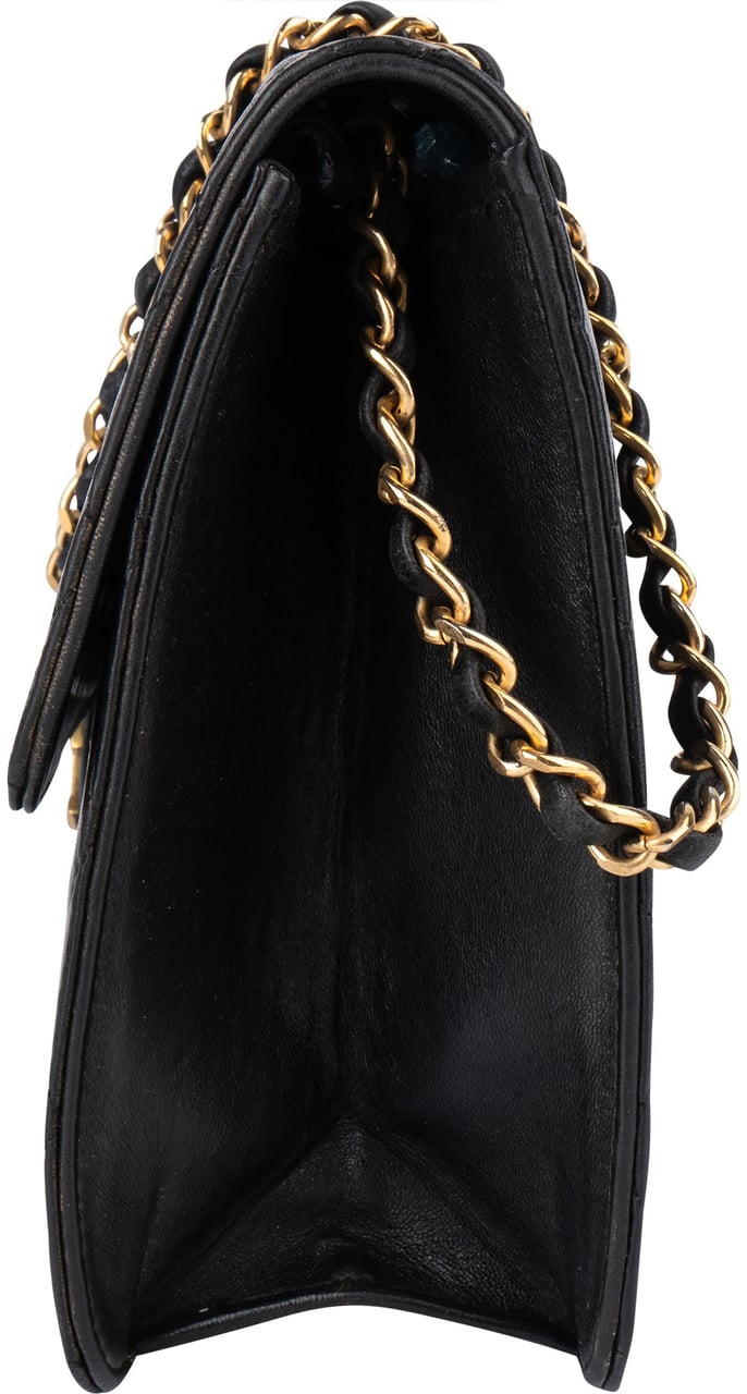 Chanel Chanel Quilted Lambskin CC Single Flap Shoulder Bag Zwart