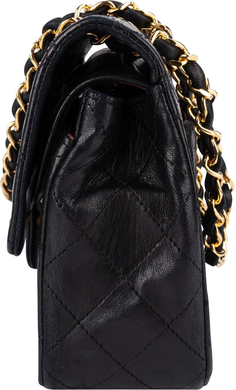 Chanel Chanel Quilted Lambskin 24K Gold Small Double Flap Crossbody Bag Zwart