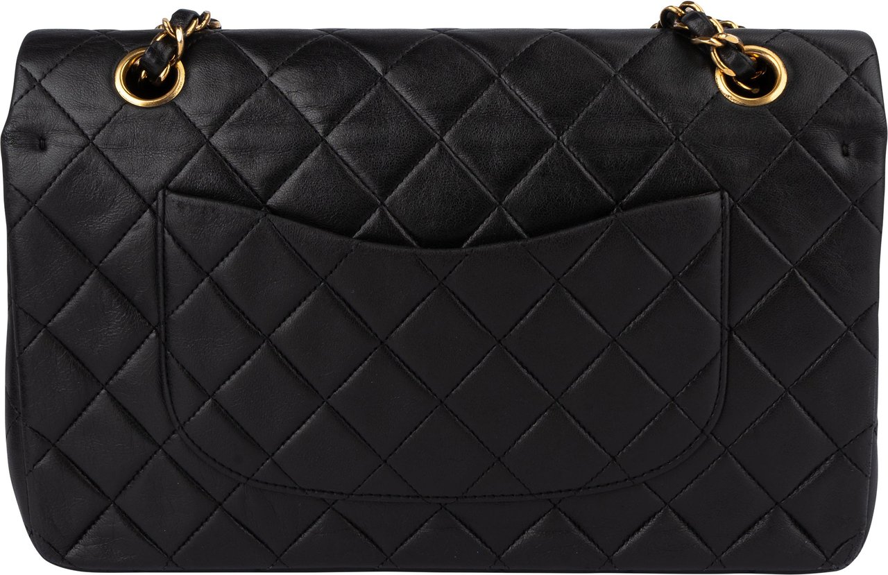 Chanel Chanel Quilted Lambskin 24K Gold Medium Double Flap Crossbody Bag Zwart