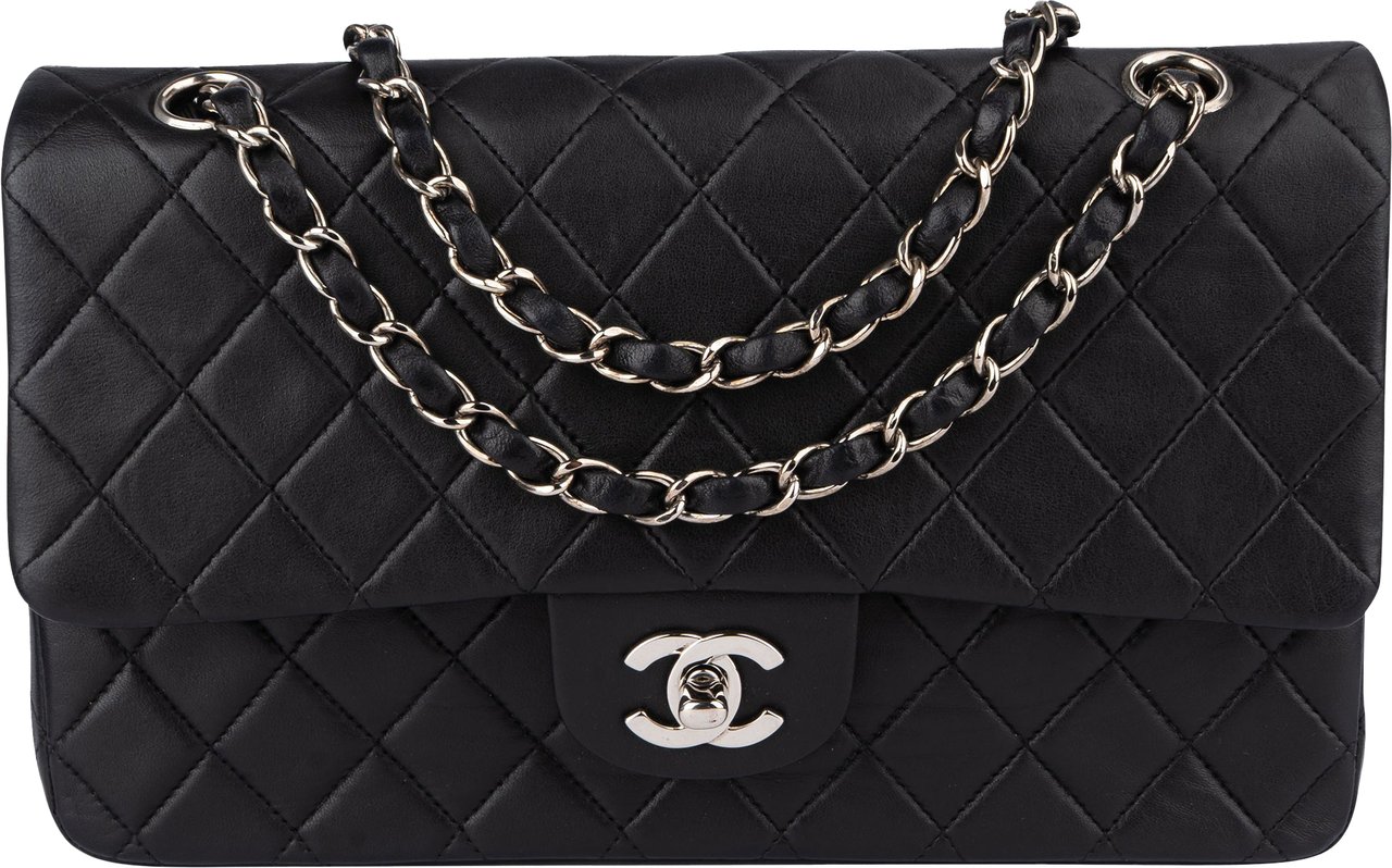 Chanel Chanel Quilted Lambskin Medium Double Flap Crossbody Bag Zwart