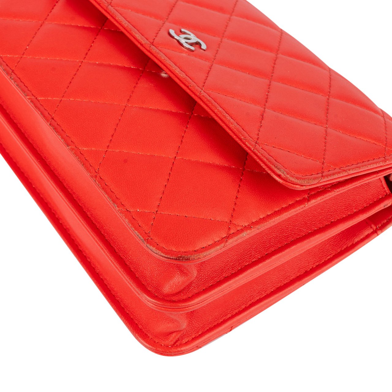 Chanel Chanel Quilted Lambskin Single Flap Crossbody Bag Rood