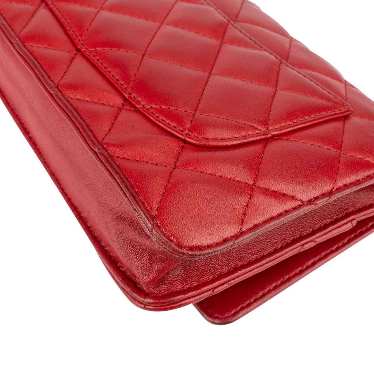 Chanel Chanel Quilted Lambskin Wallet On Chain Crossbody Bag Rood