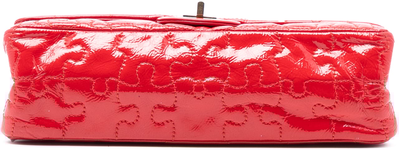 Chanel Reissue 2.55 Crackled Patent Puzzle East West Double Flap Rood