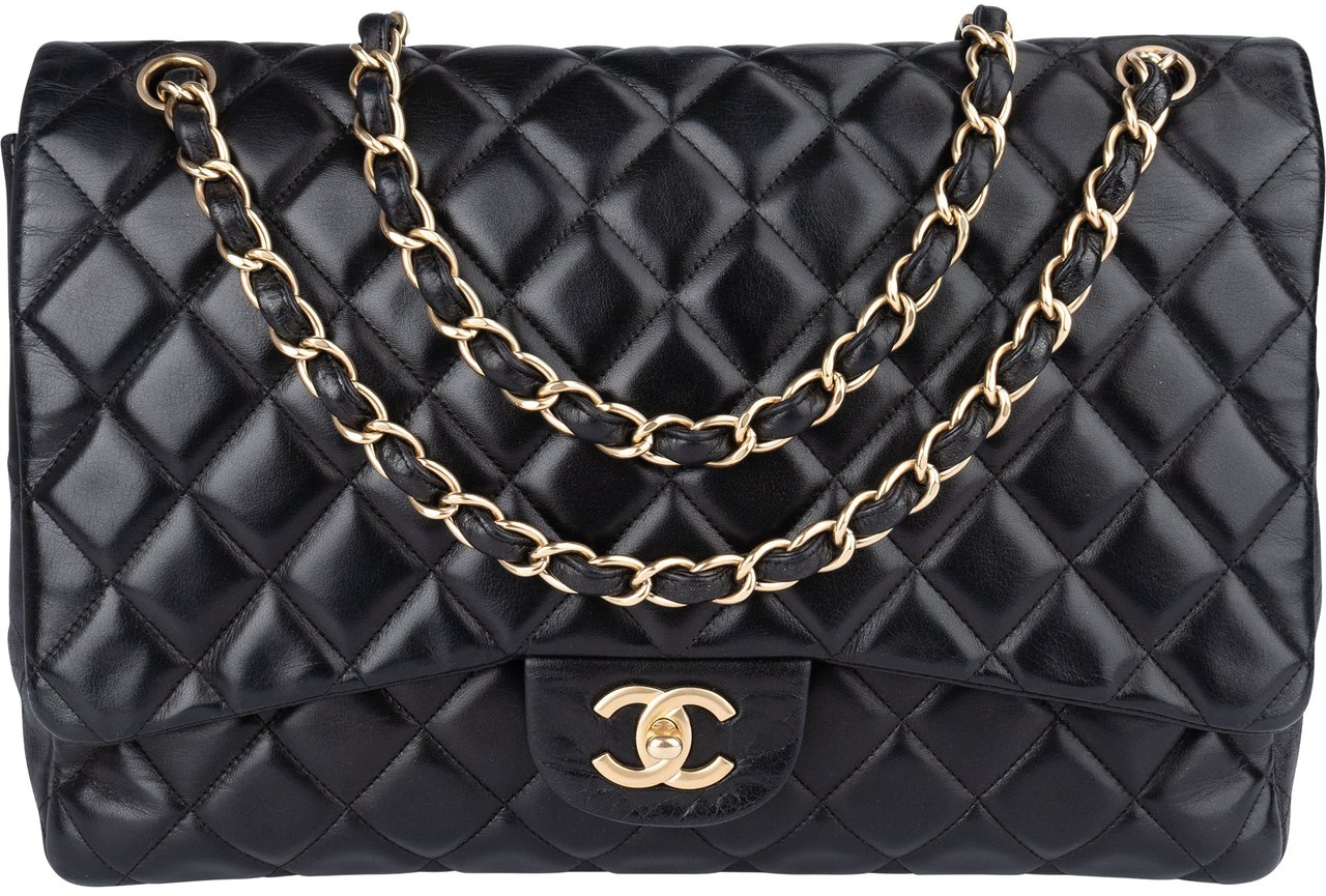 Chanel Chanel Quilted Lambskin Maxi Single Flap Crossbody Zwart