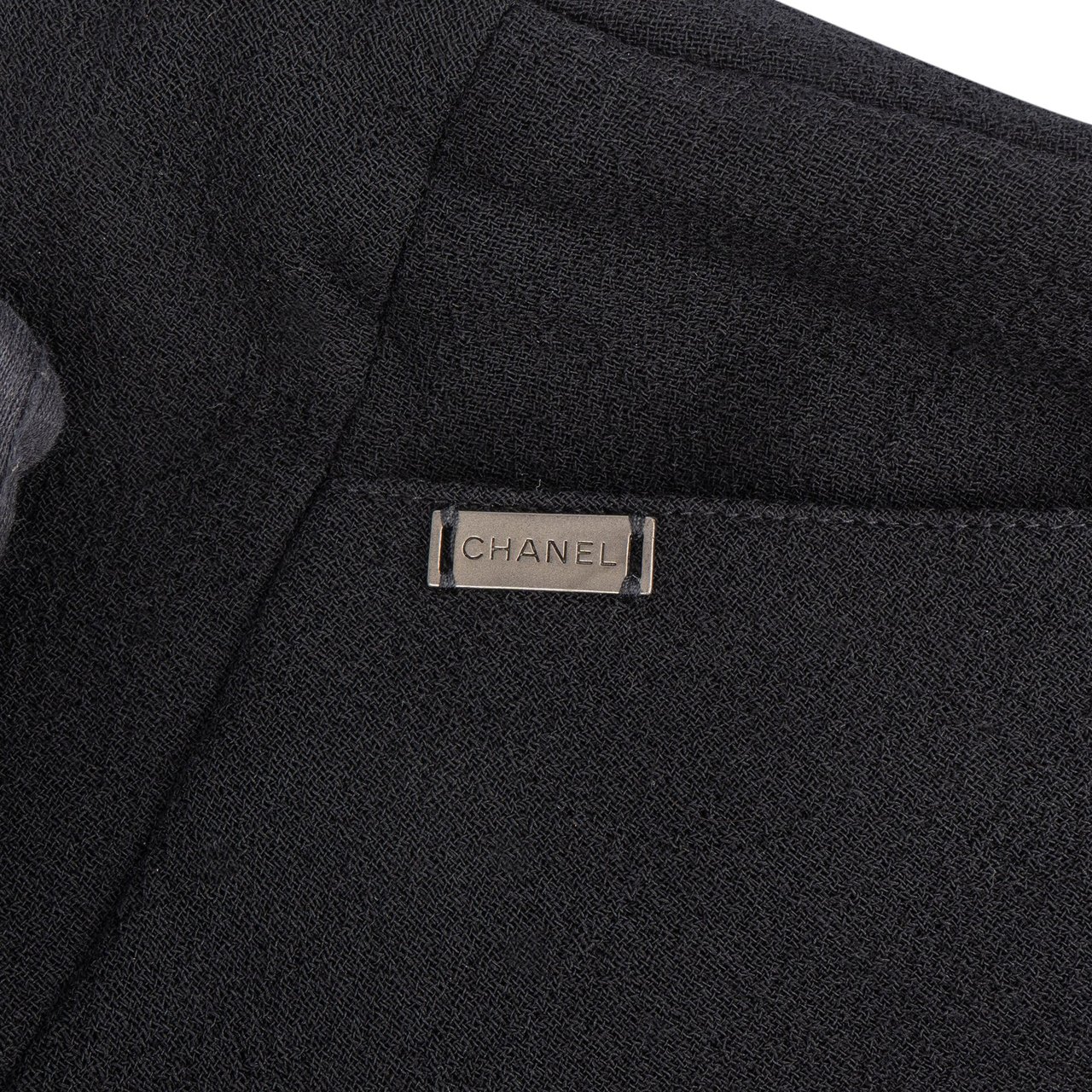 Chanel Chanel Noir Wool Skirt (FR 36 / D 34) Zwart
