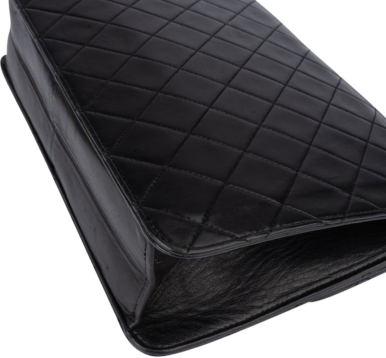 Chanel Chanel Quilted Lambskin Single Flap Shoulder Bag Zwart