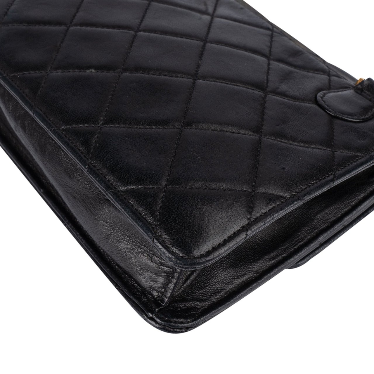 Chanel Chanel Quilted Lambskin 24K Gold Single Flap Crossbody Bag Zwart