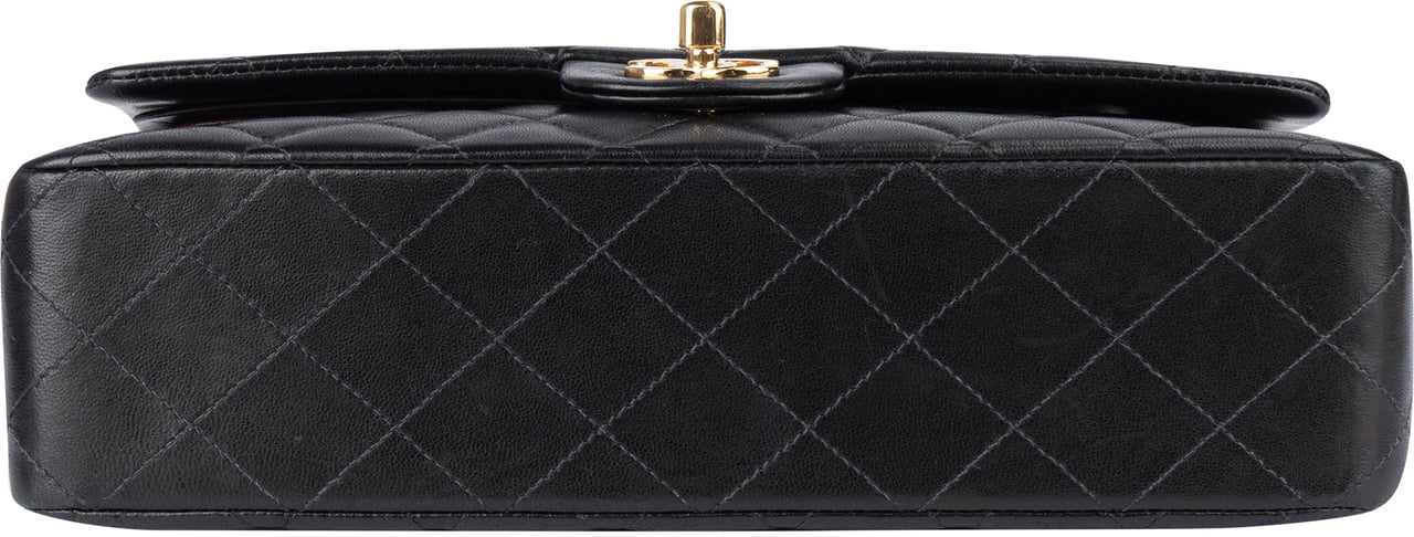 Chanel Chanel Quilted Lambskin 24K Gold Double Flap Crossbody Bag Zwart