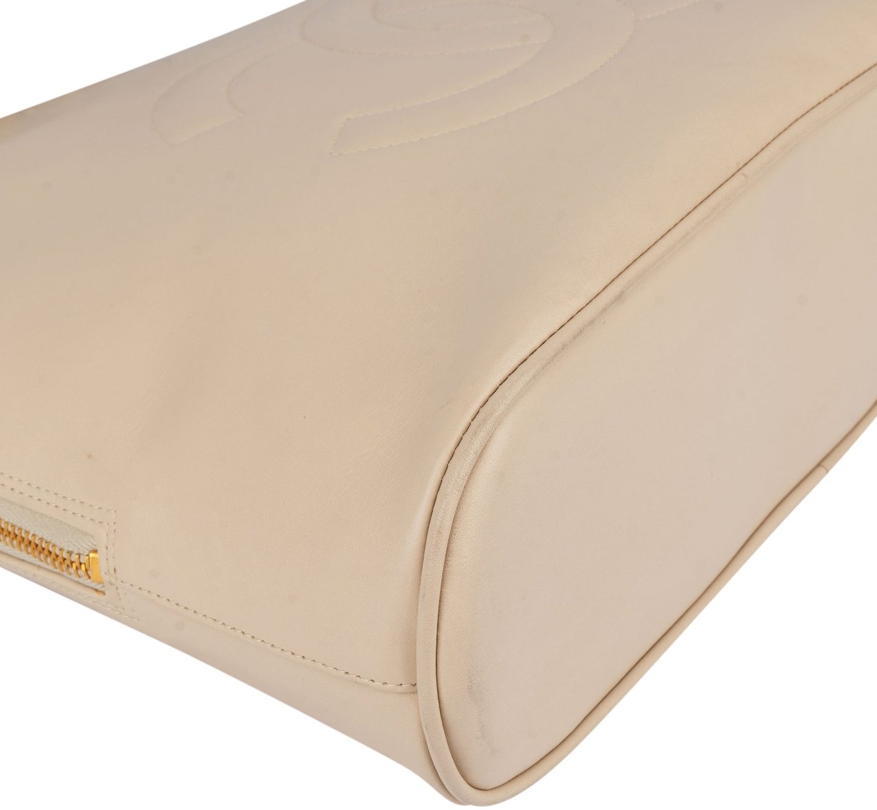 Chanel Chanel White Leather CC Shoulder Bag Wit