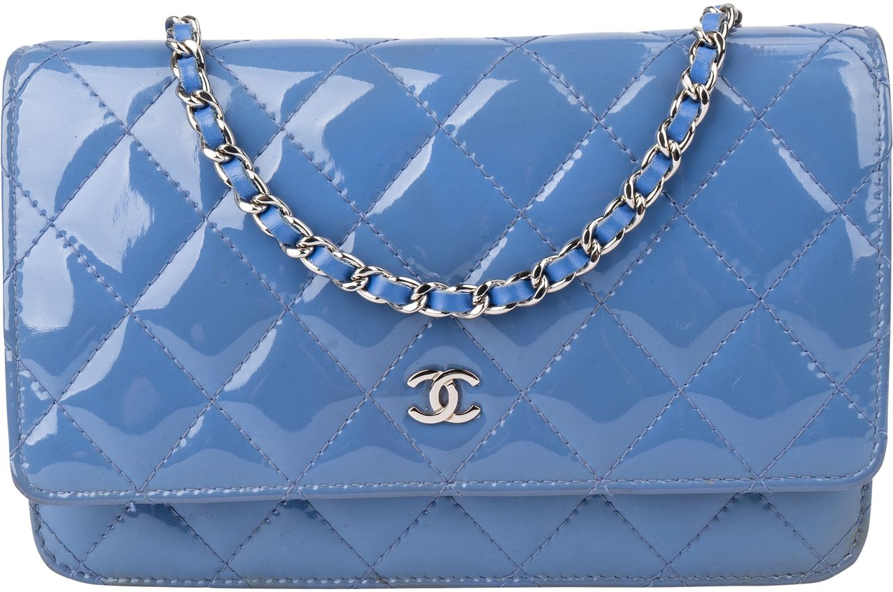 Chanel Chanel Quilted Patent Leather Wallet On Chain Crossbody Bag Blauw
