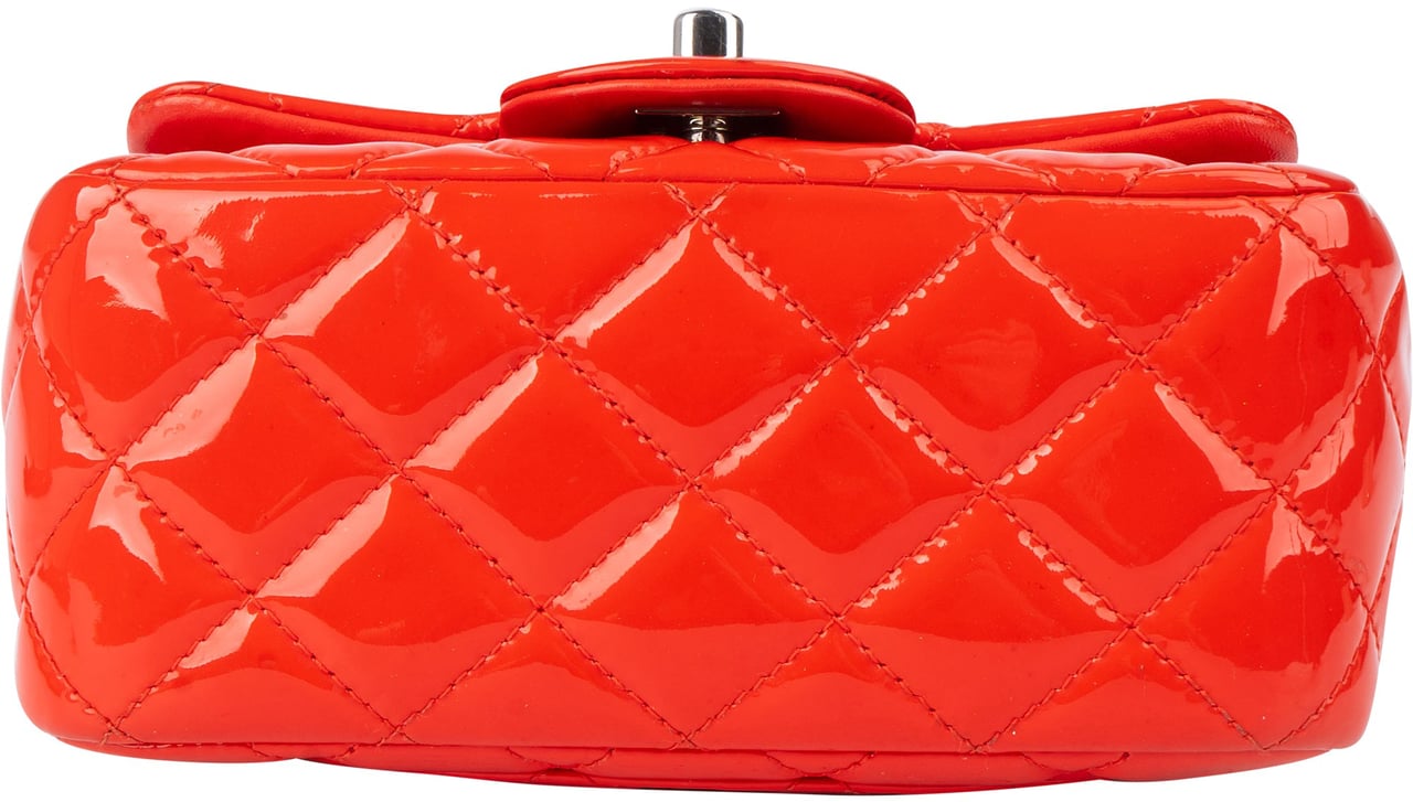 Chanel Chanel Rouge Patent Leather Single Flap Crossbody Bag Rood