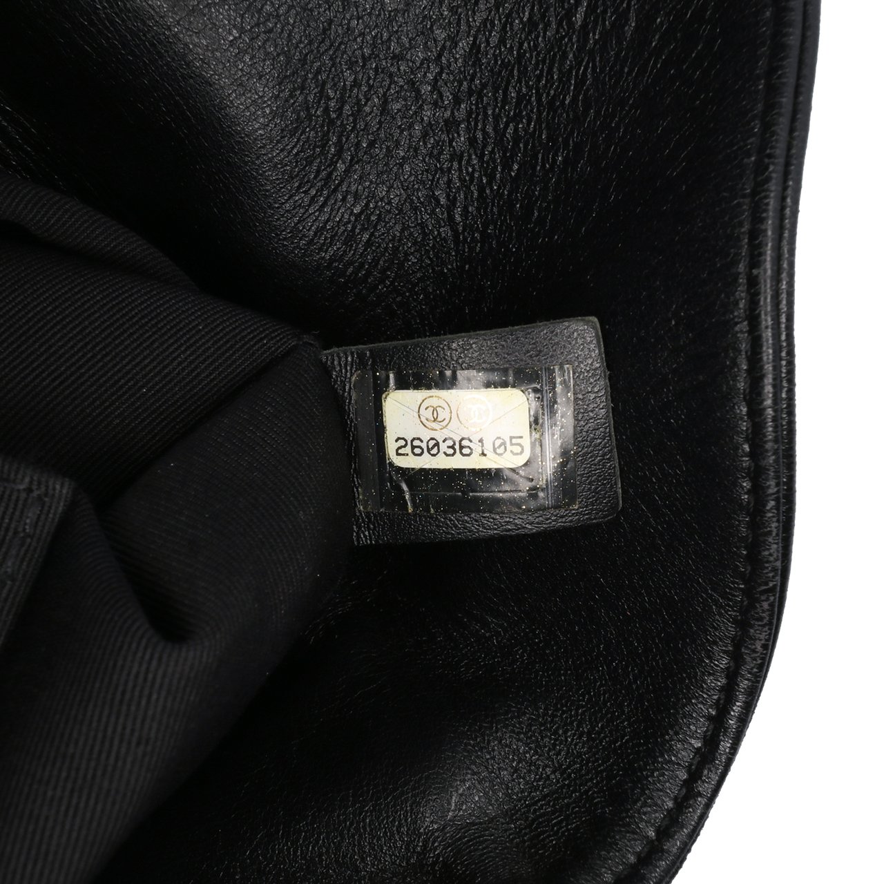 Chanel Quilted Chevron Lambskin Handle with Chic Bucket Bag Zwart