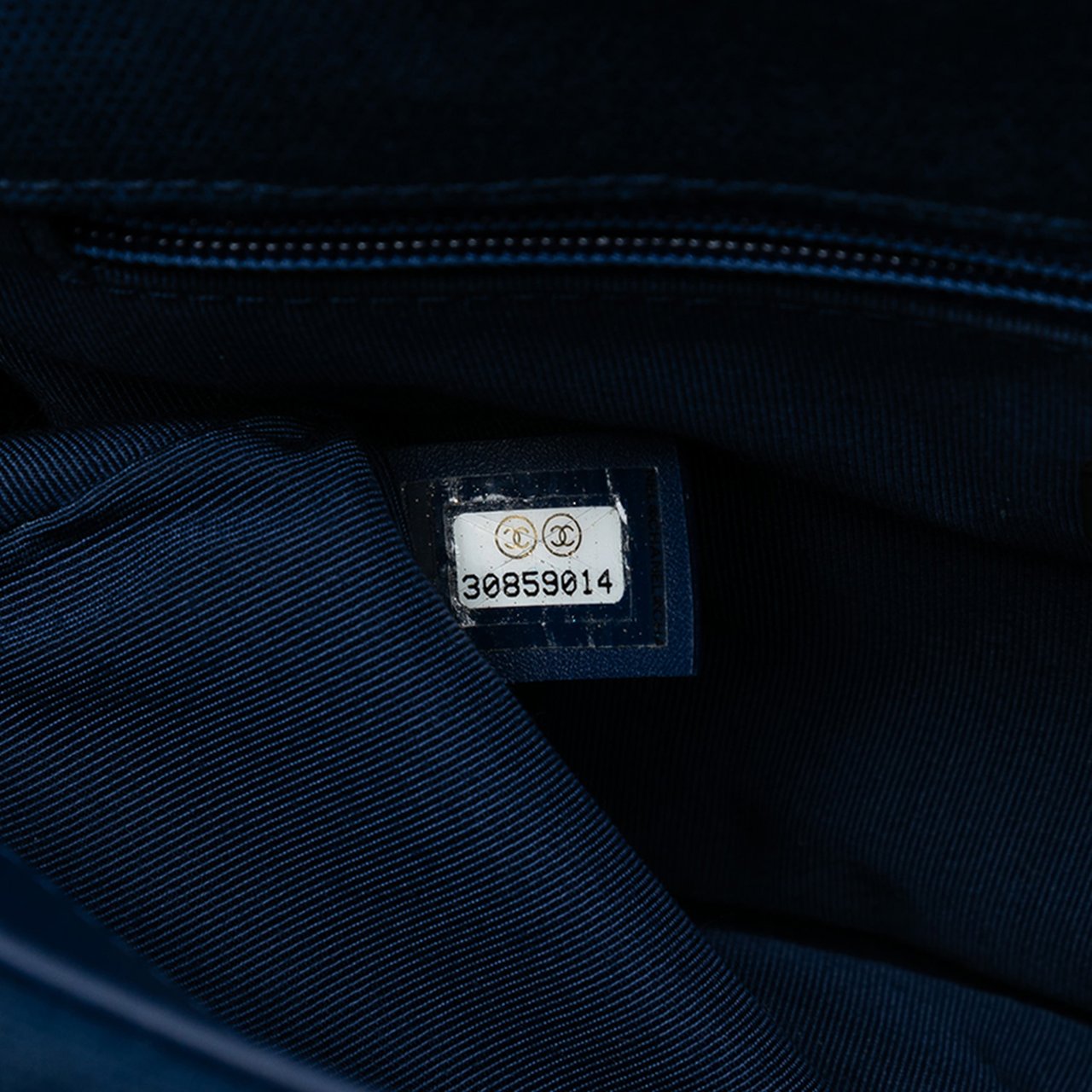 Chanel Medium Canvas and Cotton 19 Flap Blauw