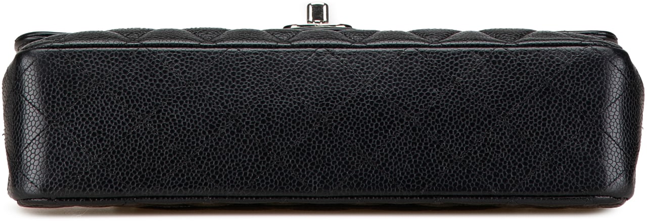 Chanel Medium Classic Caviar Double Flap Zwart