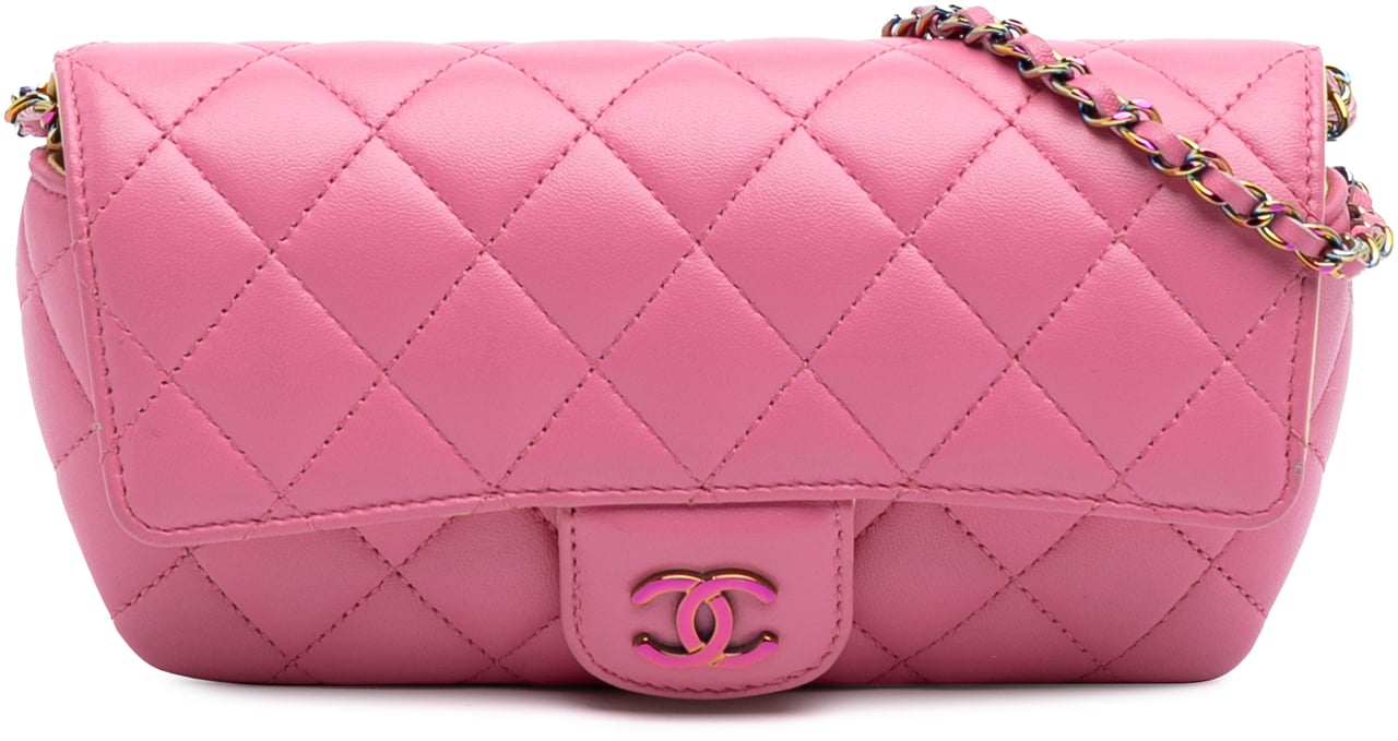 Chanel CC Quilted Lambskin Sunglasses Case with Chain Roze