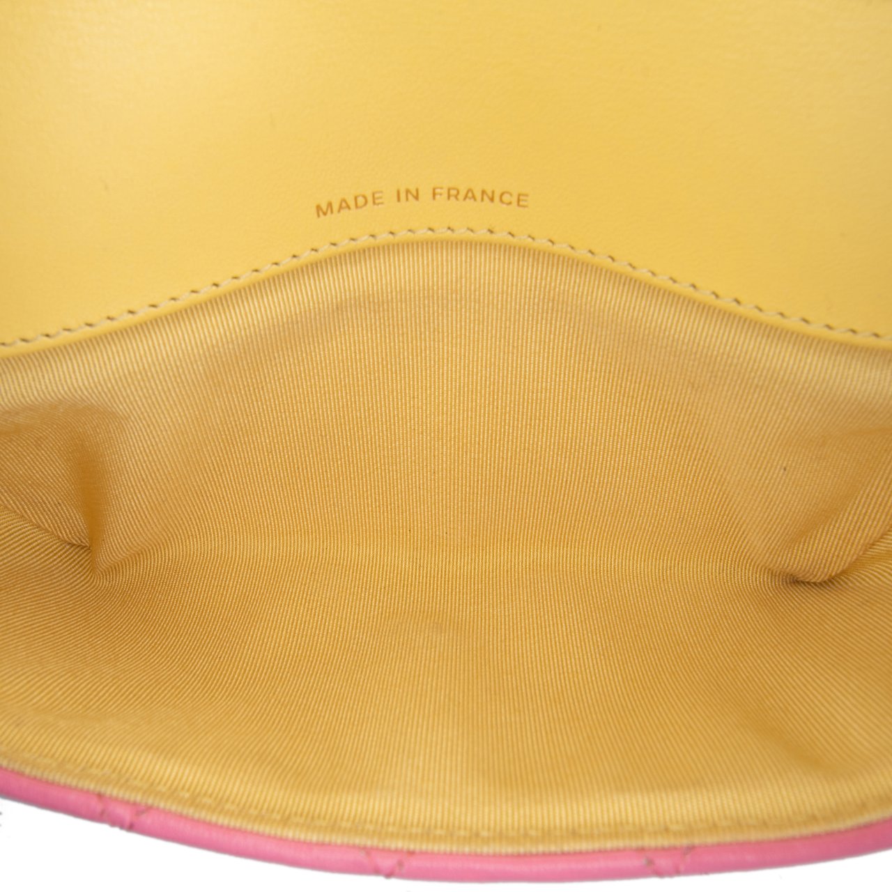 Chanel CC Quilted Lambskin Sunglasses Case with Chain Roze