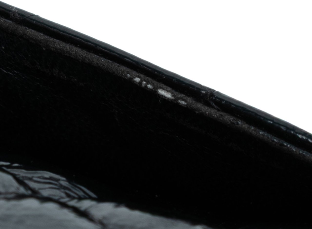 Chanel Medium Classic Crinkled Patent Double Flap Blauw