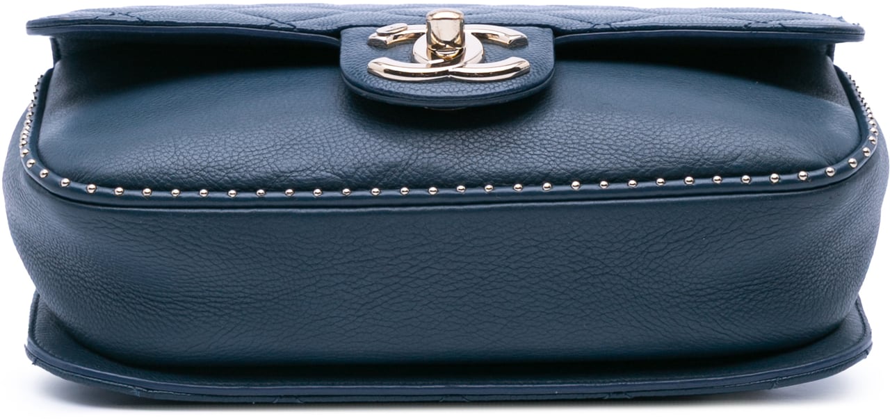 Chanel Small Quilted Caviar Studded Chain Handle Flap Blauw