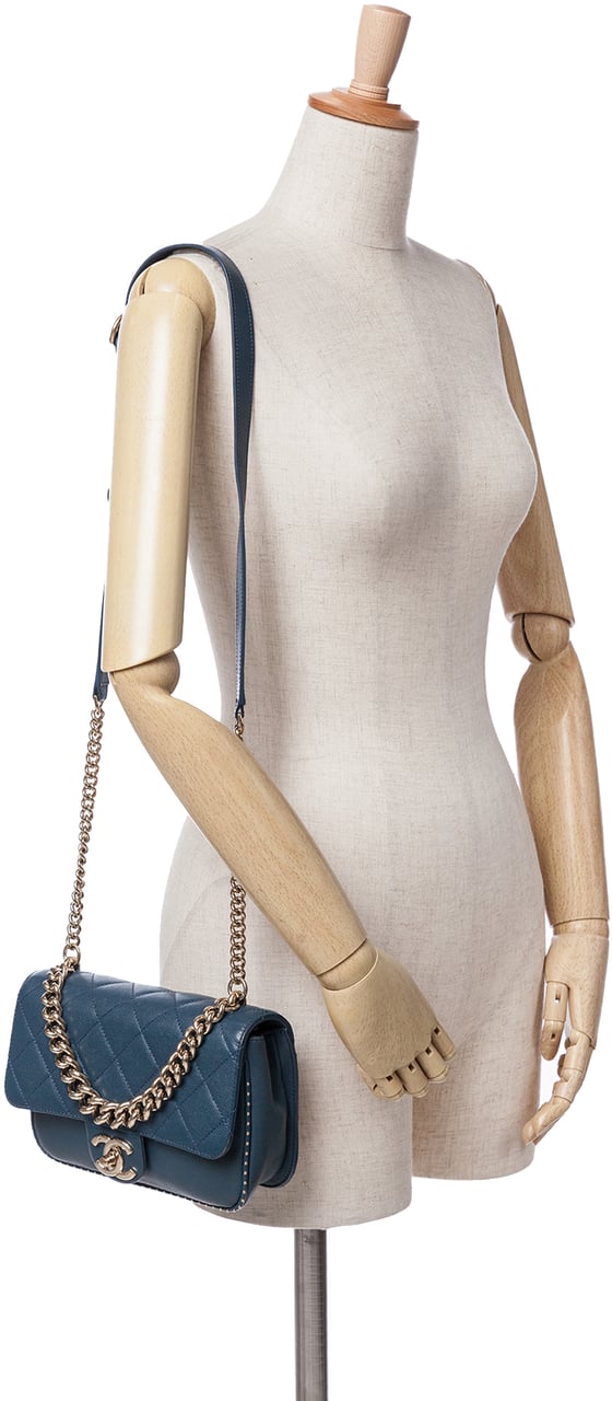 Chanel Small Quilted Caviar Studded Chain Handle Flap Blauw