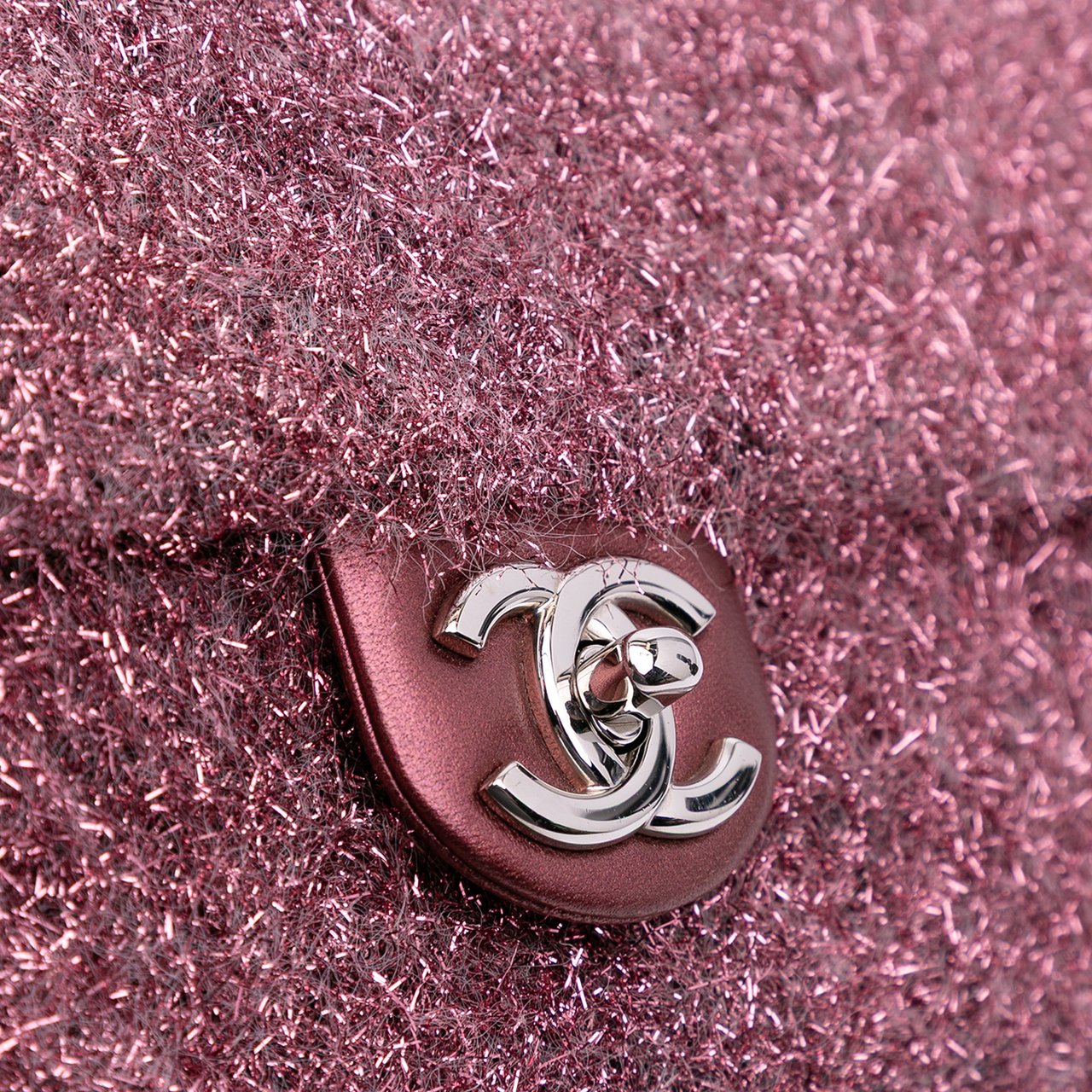 Chanel Medium Quilted Metallic Knit Pluto Glitter Flap Roze