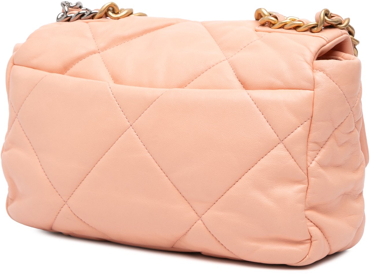 Chanel Medium Lambskin 19 Flap Roze