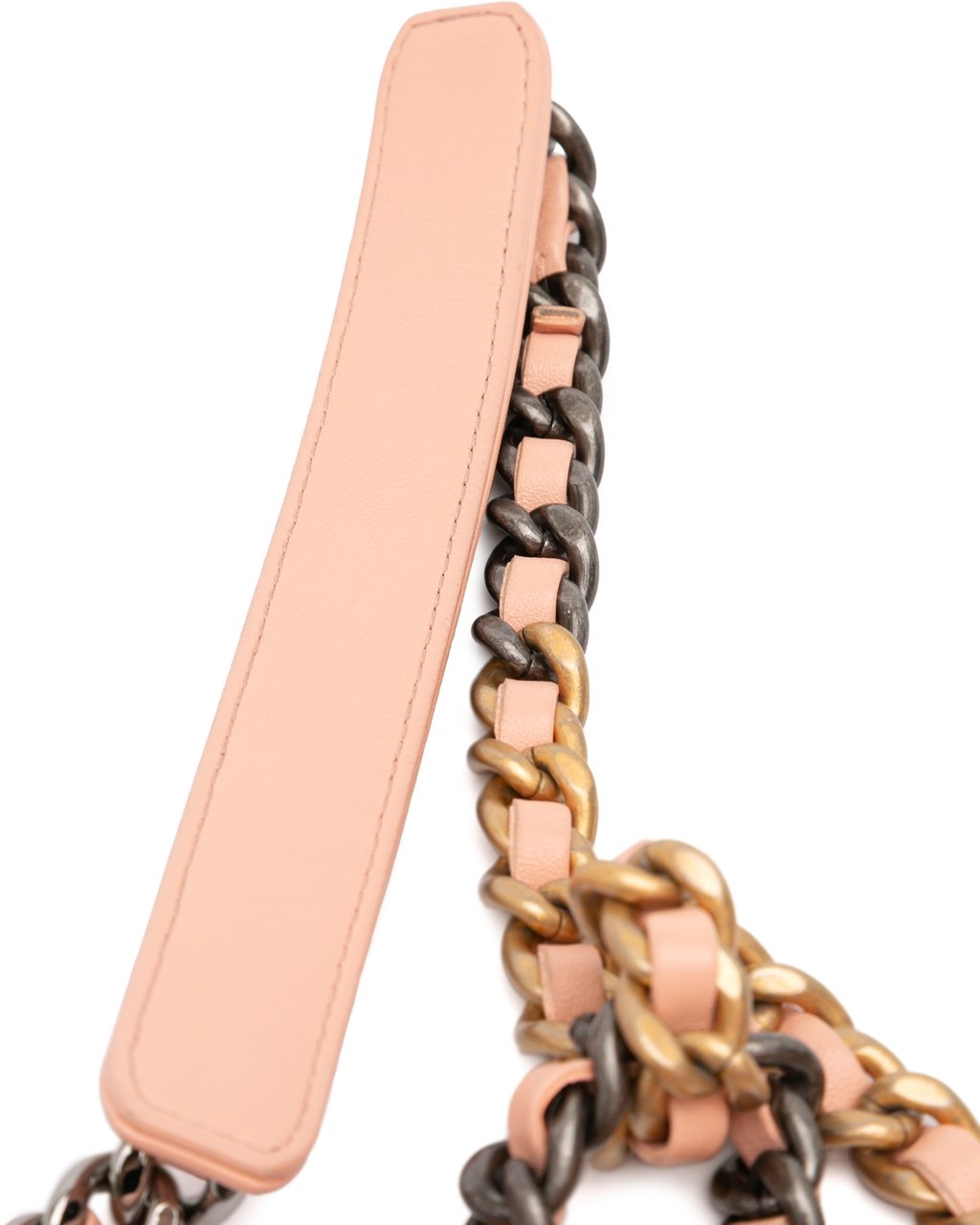 Chanel Medium Lambskin 19 Flap Roze