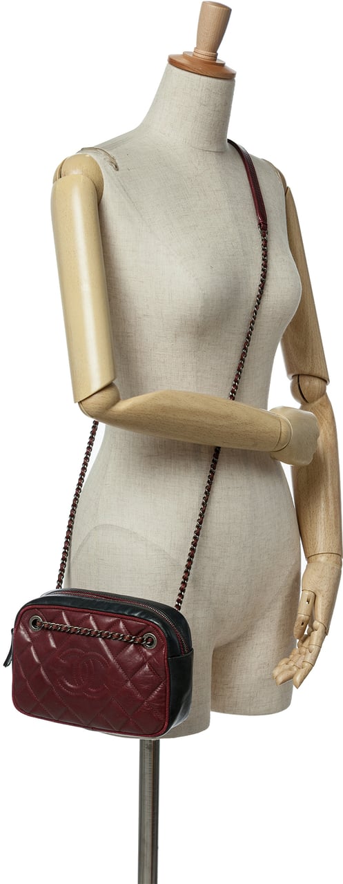 Chanel Small Bicolor Quilted Calfskin Ballerine Camera Bag Rood