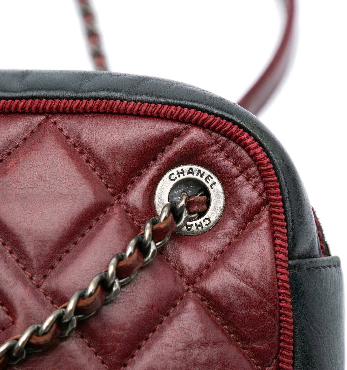 Chanel Small Bicolor Quilted Calfskin Ballerine Camera Bag Rood