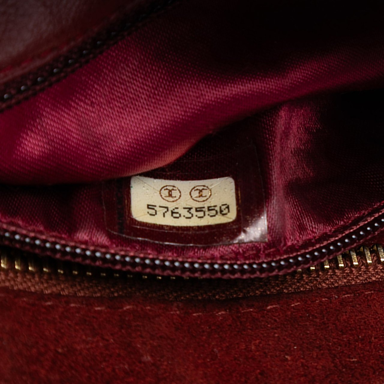 Chanel CC Quilted Suede Tassel Crossbody Rood