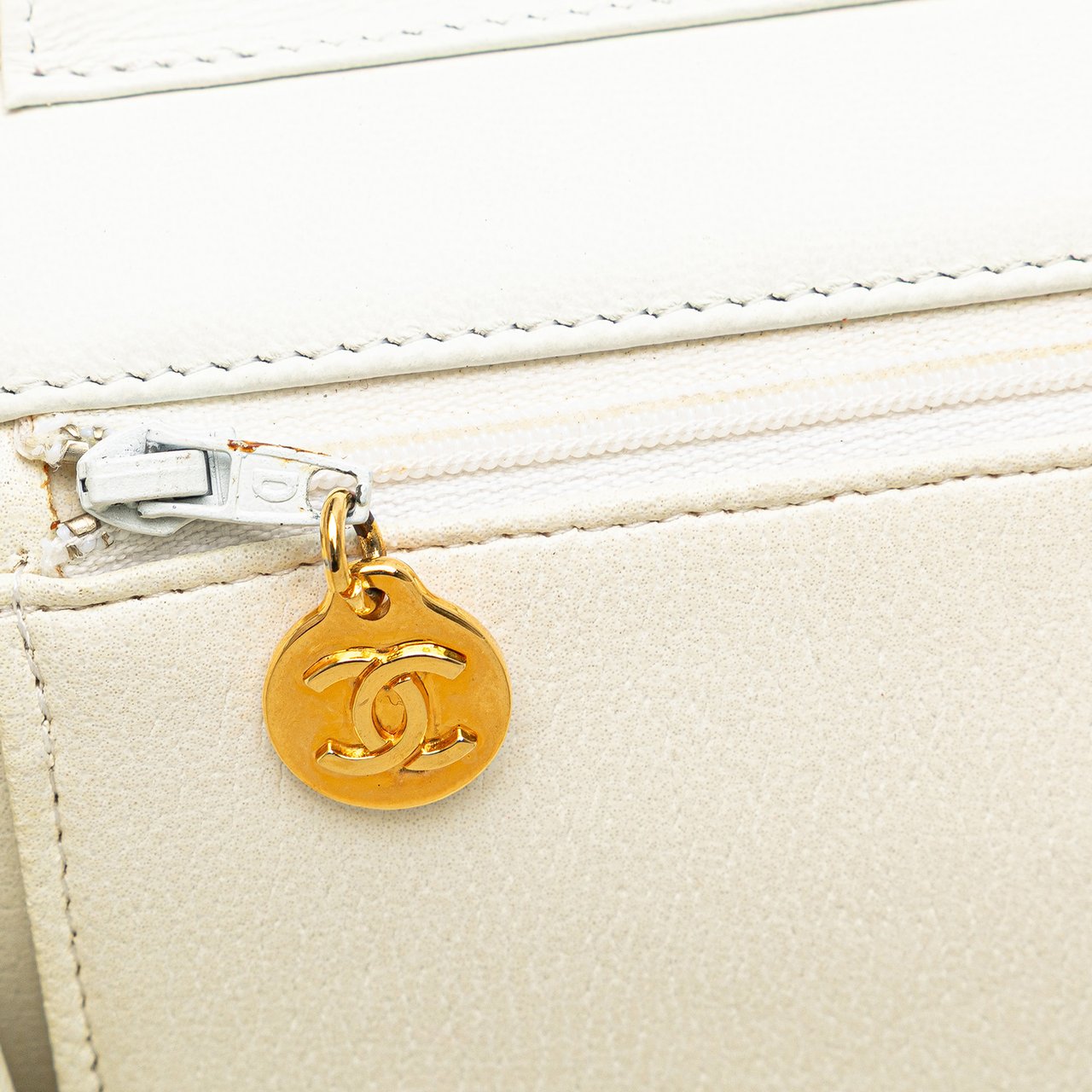 Chanel CC Quilted Lambskin Single Flap Wit
