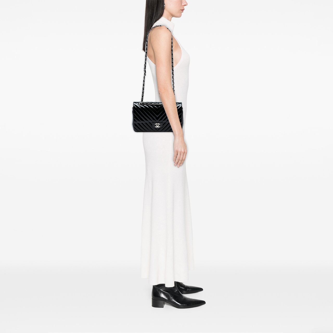 Chanel Medium Classic Chevron Patent Double Flap Blauw